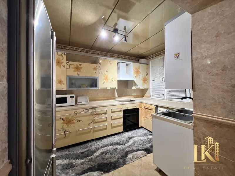 Продаётся просторная 2-комнатная квартира, 107 м², Мирзо-Улугбекский район — фото 5 Продаётся просторная 2-комнатная квартира, 107 м², Мирзо-Улугбекский район — фото 5