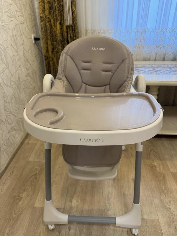 Детский стульчик для кормления Luxmom (в отличном состоянии) 1 Детский стульчик для кормления Luxmom (в отличном состоянии) 1