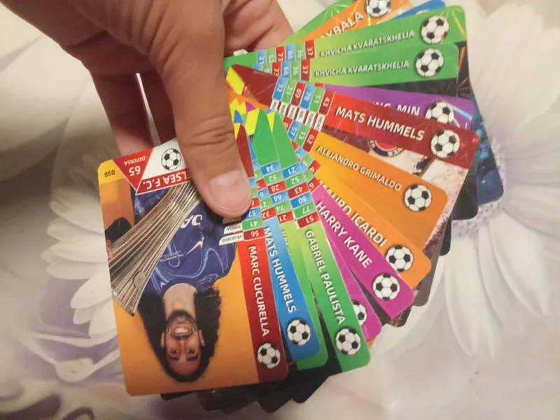 futbolchilarning rasmi bor kartalar — фото 1