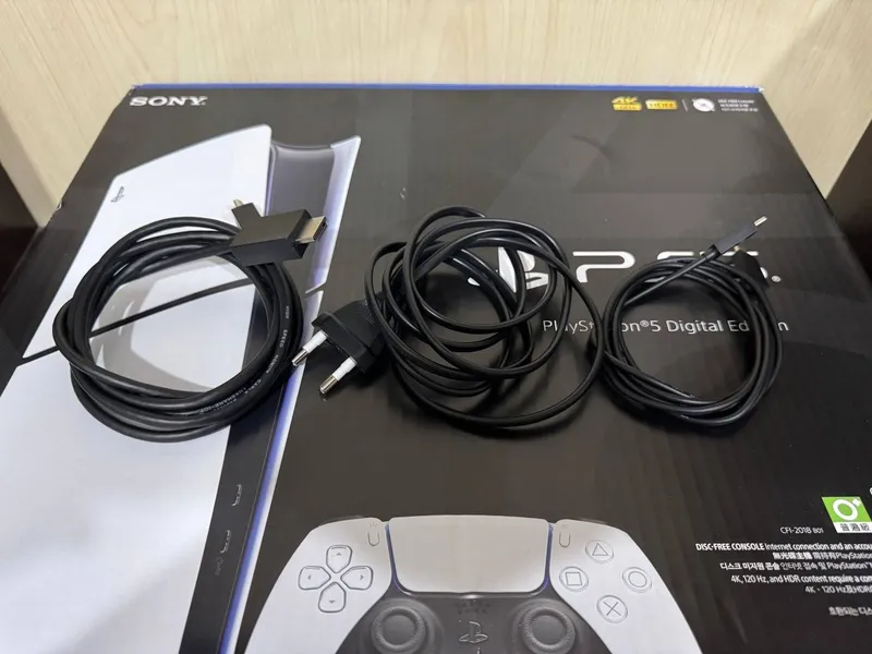 Playstation 5 slim 1tb 2 жойстика 4