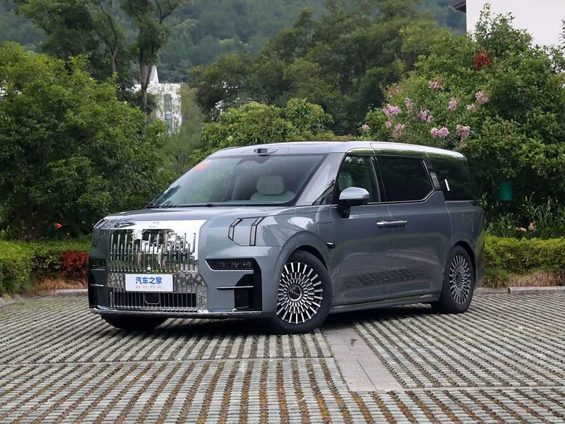 zeekr 009 4wd 6-seats naxt va xalol nasiyaga