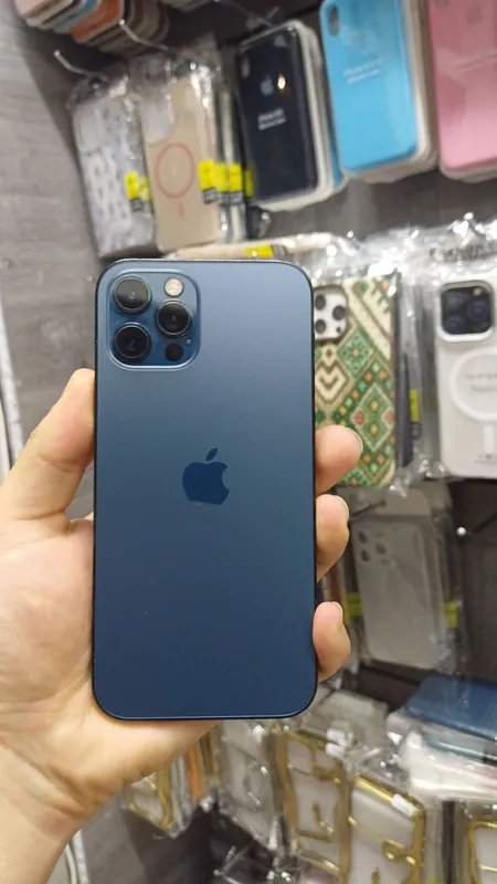 Iphone 12 Pro 128/75 radnoy holatda tel ochilmagan — фото 1