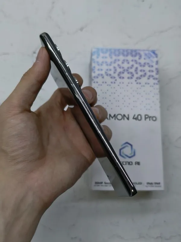 Infinix Camon 40 Pro Sotlad 4 Infinix Camon 40 Pro Sotlad 4