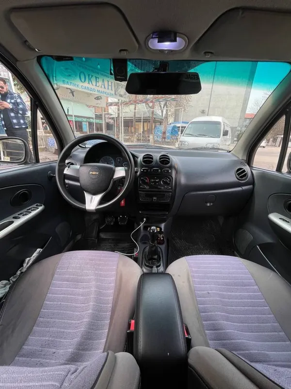 Chevrolet Matiz 2010 1л — фото 2