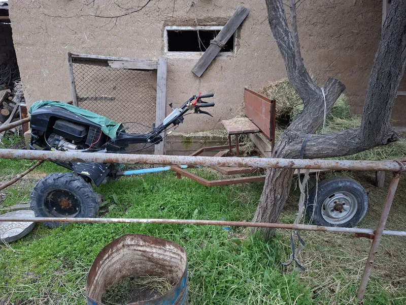 Motoblok aravasi bilan