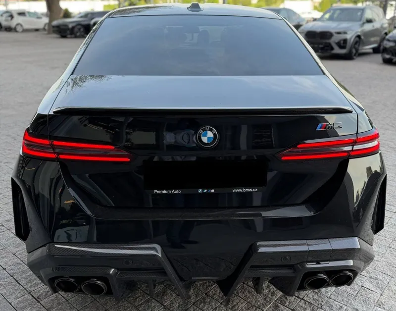 Bmw m5 g90 продается — фото 3