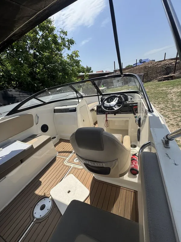 Продается американский катер Bayliner vr4 — фото 3