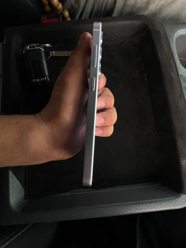 Samsung Galaxy S25 2