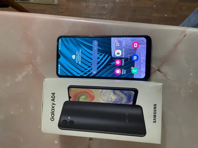 Samsung A04 сотилади 1
