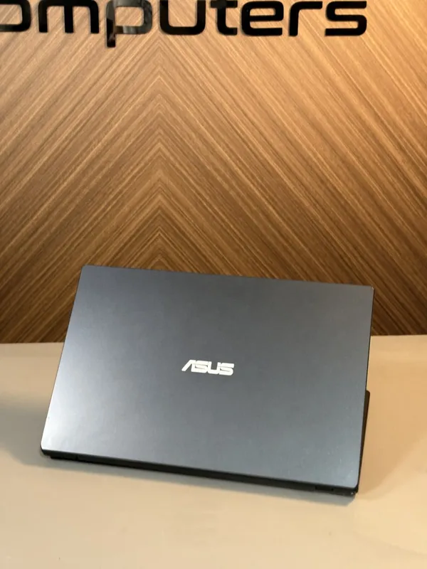 Ofisniy noutbuk Asus E510 — фото 1