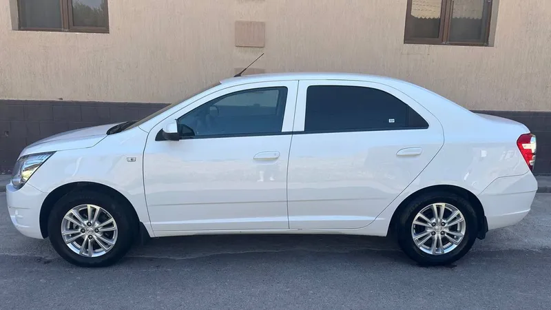Chevrolet Cobalt — фото 3