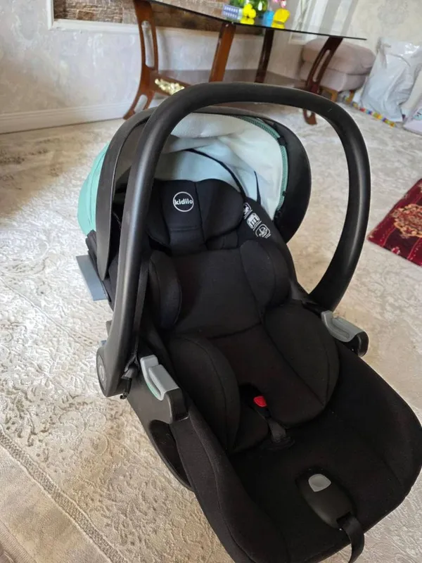 Автокресло почти новый 1 Автокресло почти новый 1