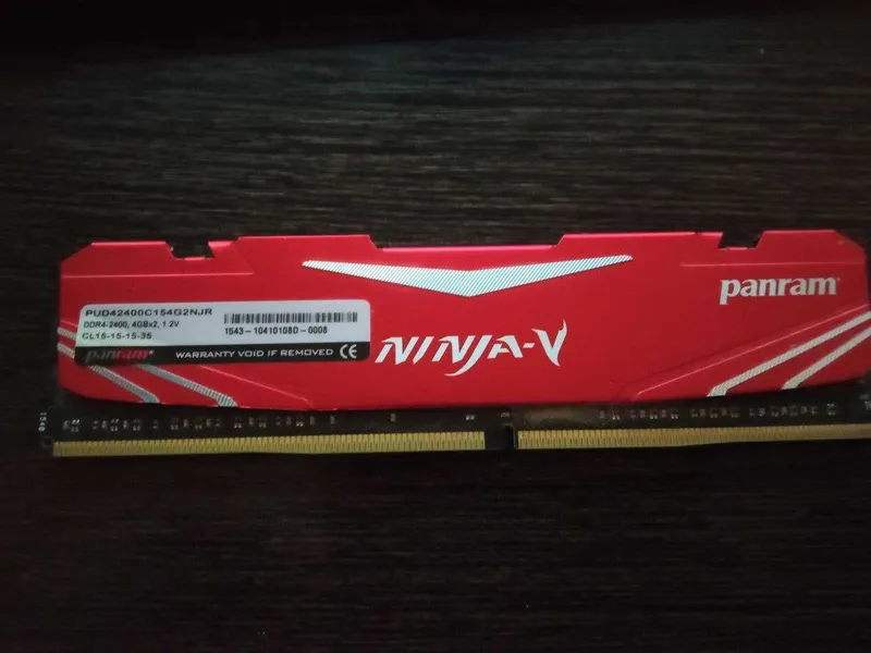 DDR4 4gb 2400 Radiatorli 1 dona. Holati ideal. Srochna sotiladi 1 DDR4 4gb 2400 Radiatorli 1 dona. Holati ideal. Srochna sotiladi 1
