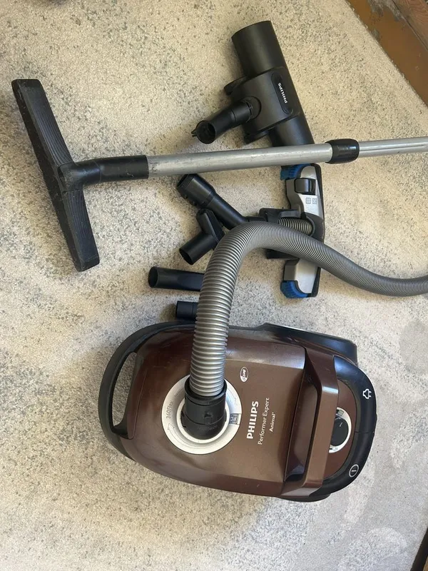 Мощный пылесос Philips Performer Expert Animal ПолныйкомплектТурбощтка 2 Мощный пылесос Philips Performer Expert Animal ПолныйкомплектТурбощтка 2