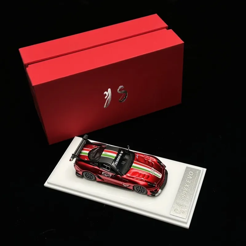 1:64 Ferrari 599XX EVO машинка Авто 1 1:64 Ferrari 599XX EVO машинка Авто 1