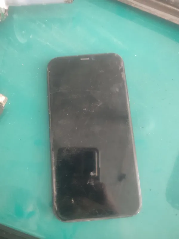 iPhone XR 2