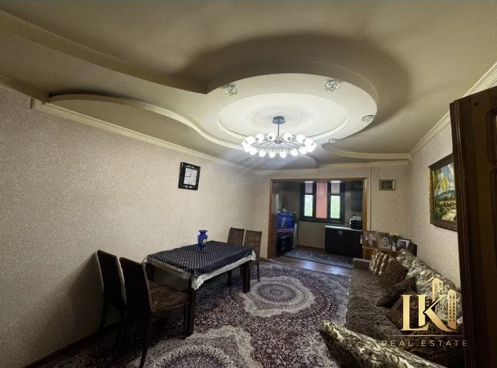 Продаётся 3-комнатная квартира, 77-серия — фото 1