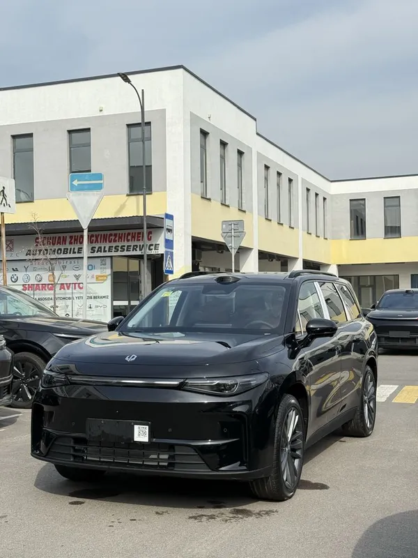 Leapmotor C16 Restyling 2026 Full Hybrid 1 yil rasmiy kafolat — фото 4
