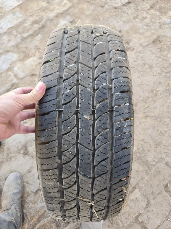 245/60 R 18 yumshoq balon