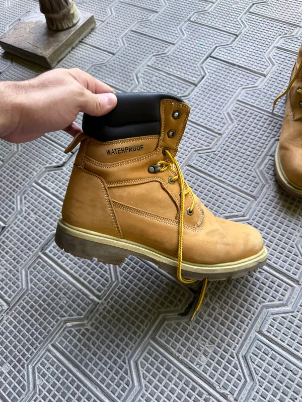 CHEGIRMALI SOTUV! USA dan waterproof etiklar, 43–43.5 2