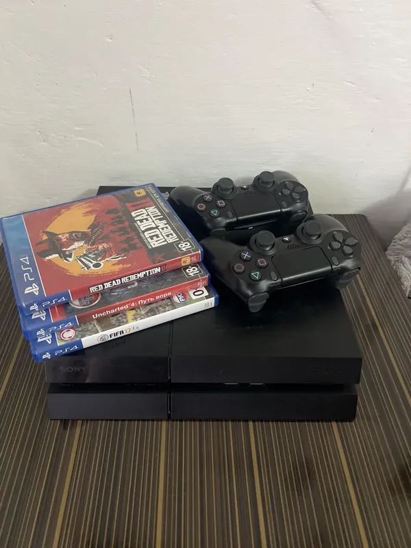 Playstation 4 С турецким Акаунтом 1
