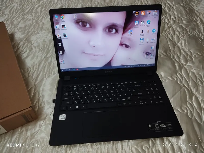ACER noutbuk 2 ACER noutbuk 2