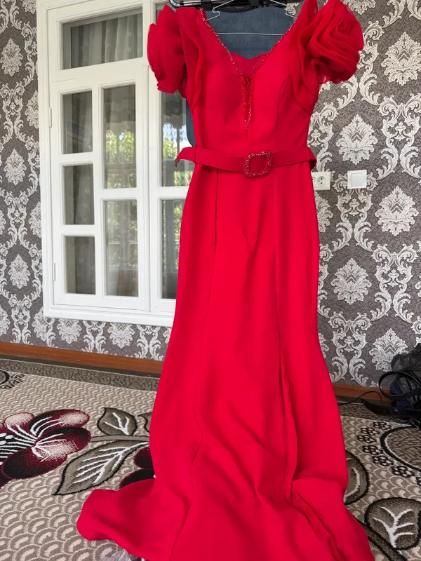 Женская одежда — фото 1