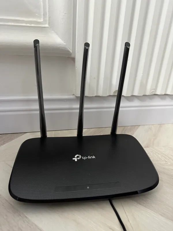 Wi-Fi router TP-Link TL-WR940N 1 Wi-Fi router TP-Link TL-WR940N 1