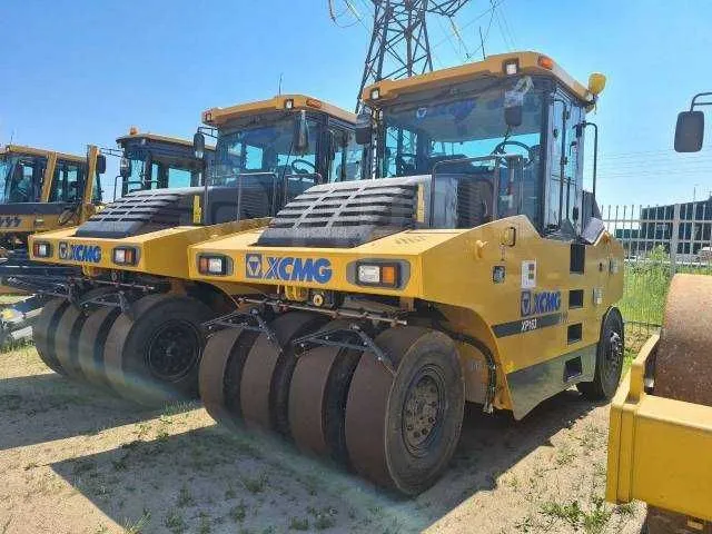 XCMG XP163 — китайский дорожный пневмошинный (пневмоколесный) мех — фото 4