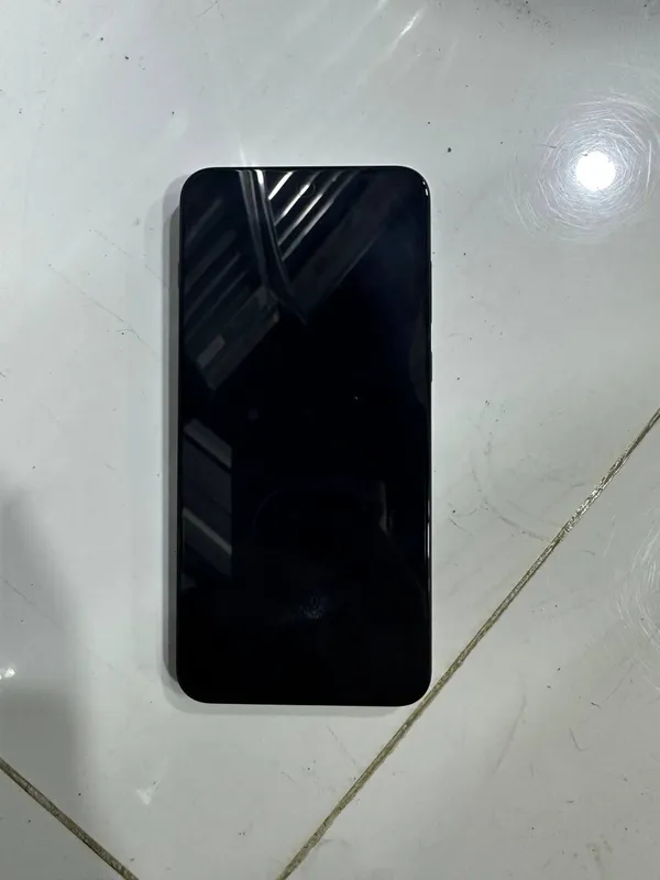 Sotiladi Oneplus ace 6t 2