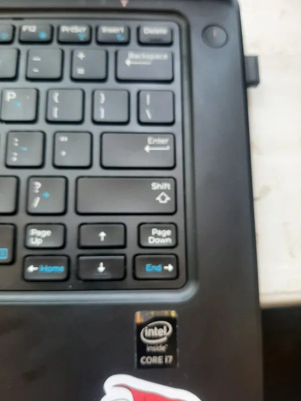 Ноутбук Dell, модель Core i7 3 Ноутбук Dell, модель Core i7 3
