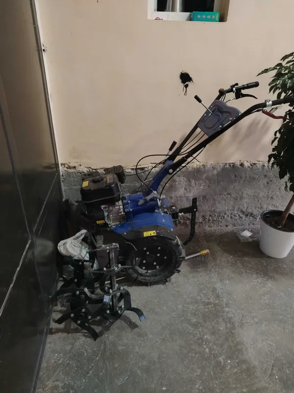 Mata blok traaktor
