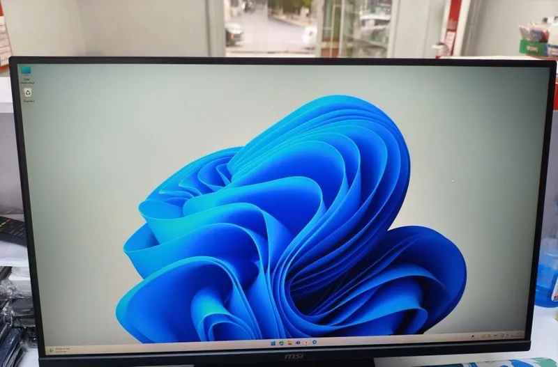 Монитор MSI MAG 275QF X30 2K 1 Монитор MSI MAG 275QF X30 2K 1