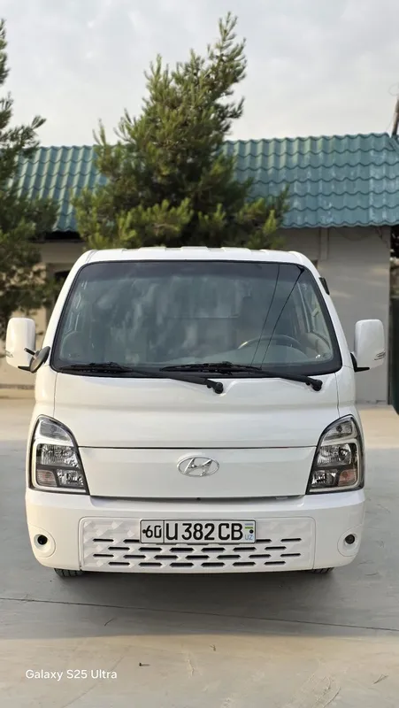 Hyundai porter ev 6