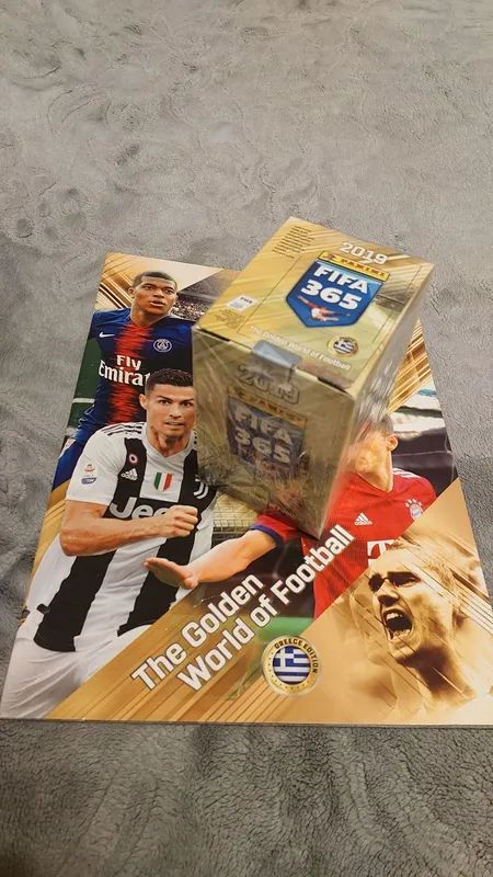 FIFA 2019 PANINI новый, запечатанный бокс наклеек + новый альбом — фото 4