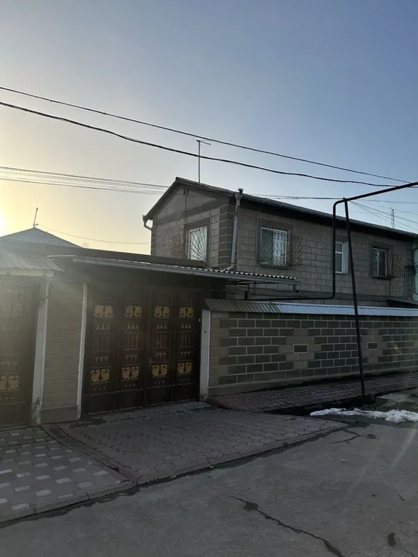 Продается дом в городе Алмалыке
