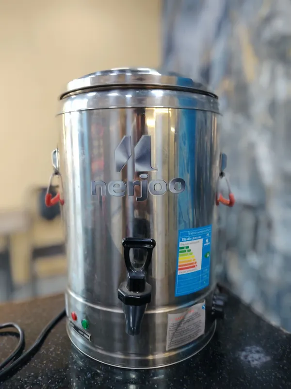 nerjo elektrik samovar holati zo'r yeni 1