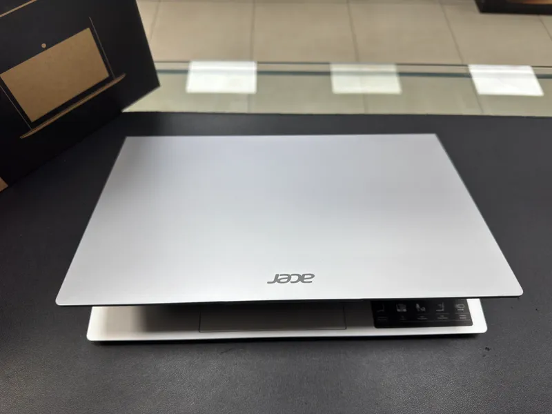 Acer aspire lite 2026 Celeron N4500 ozu-8 ssd-256