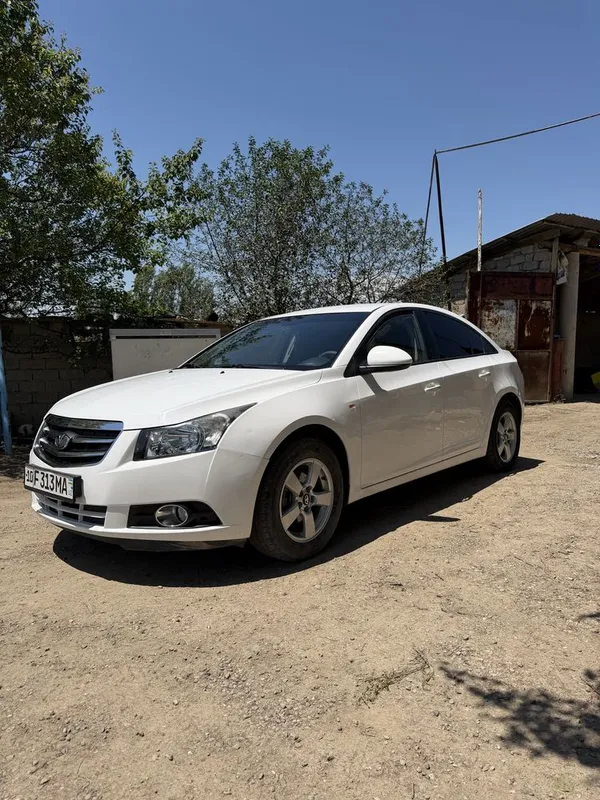 Lacetti Cruze sotiladi. — фото 1