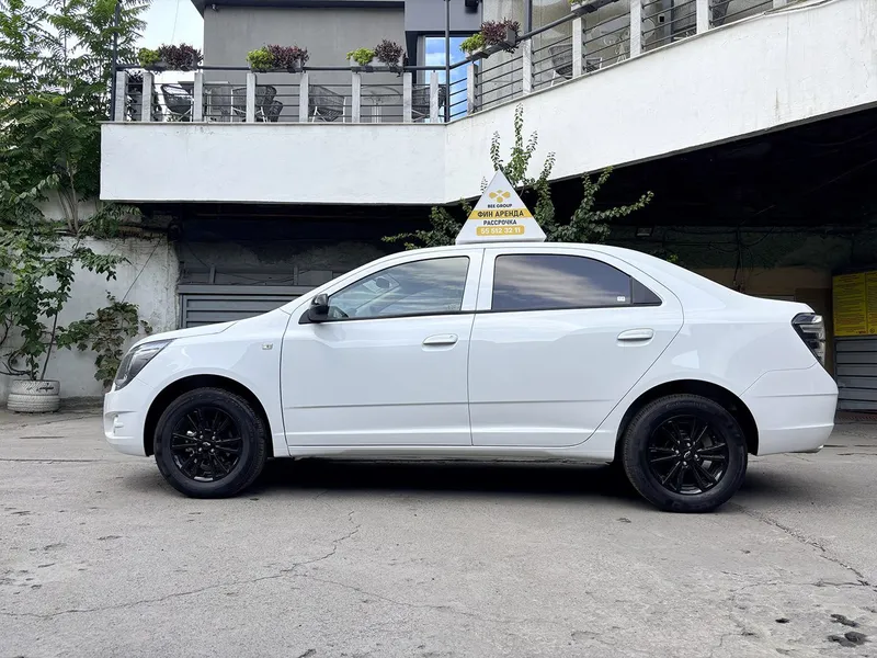 Chevrolet Cobalt 2026 nasiyaga: 20% boshlab, oyiga 4.9 mln so'm 2 Chevrolet Cobalt 2026 nasiyaga: 20% boshlab, oyiga 4.9 mln so'm 2