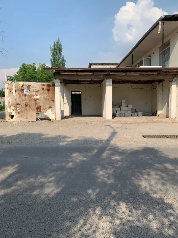 Угловой участок фасад 21 на 18м. Мирзо-Улугбек район 182000! — фото 3
