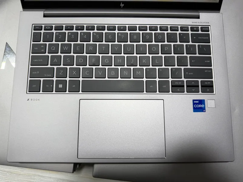 Hp Zbook Firefly 14 G9 Core i7-12 16/512/T550 4GB 2