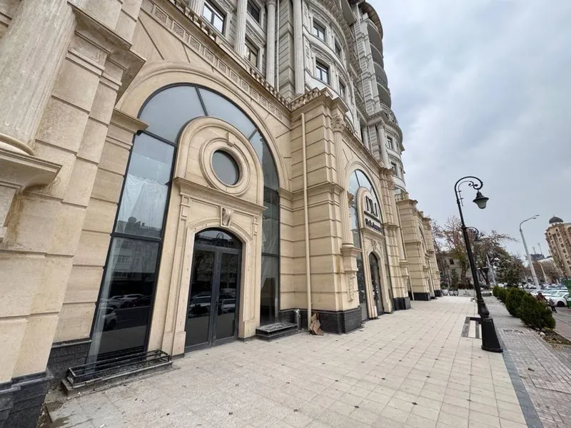 Сдается в аренду Нежилое Яккасарай 1 линия 300м2 3 этажа