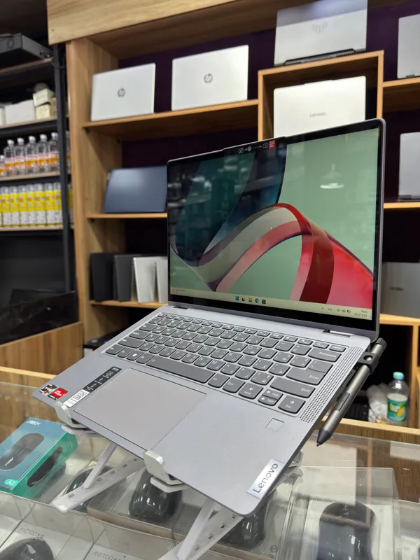 Lenovo IdeaPad Flex 5 14ABR8 2 Lenovo IdeaPad Flex 5 14ABR8 2