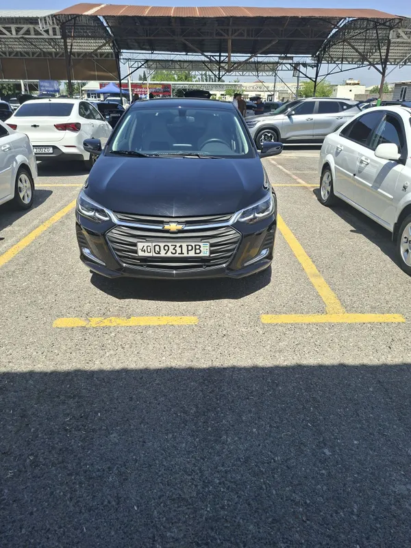 Onix 6 pazitsa 17min yurgan 4yumshoq bolao yangi salon laminatsa 1