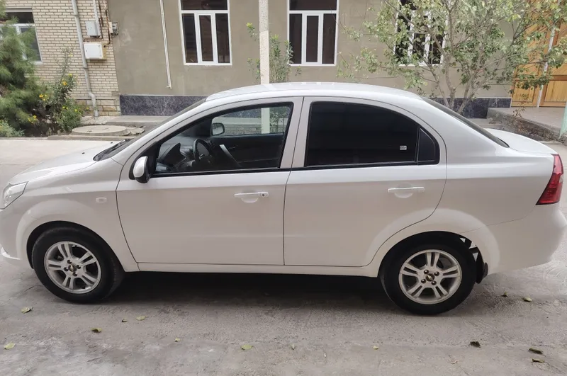 Nexia 3 с автоматической коробкой срочно продаётся 5 Nexia 3 с автоматической коробкой срочно продаётся 5