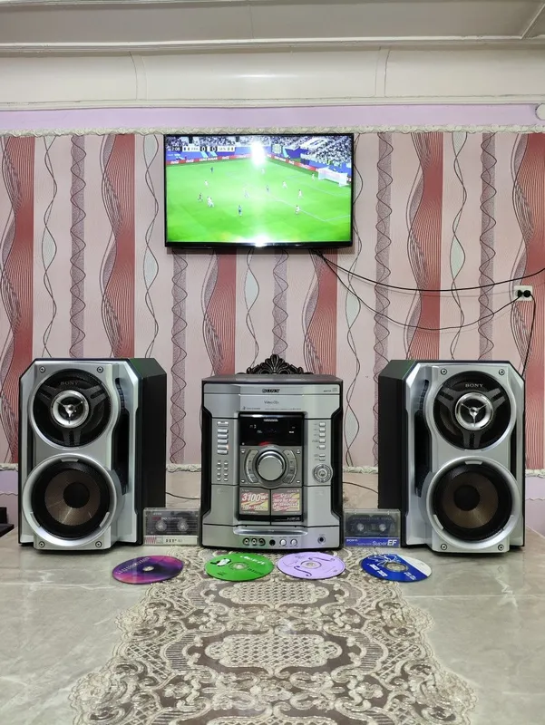 Sony 3100 watt 100% ishlaydi aybi yo‘q — фото 3
