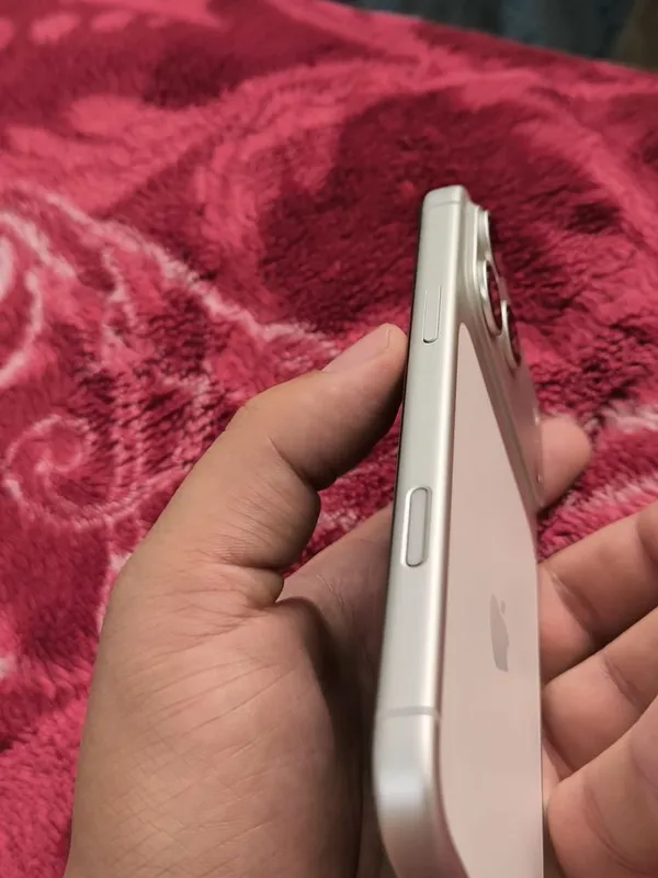 iPhone 17 Pro Max — фото 1