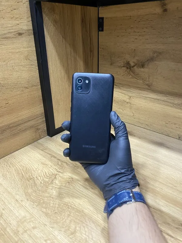 Samsung a03 sotuvda