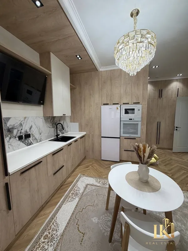 Продаётся квартира с евроремонтом и мебелью, идеально под аренду — фото 1